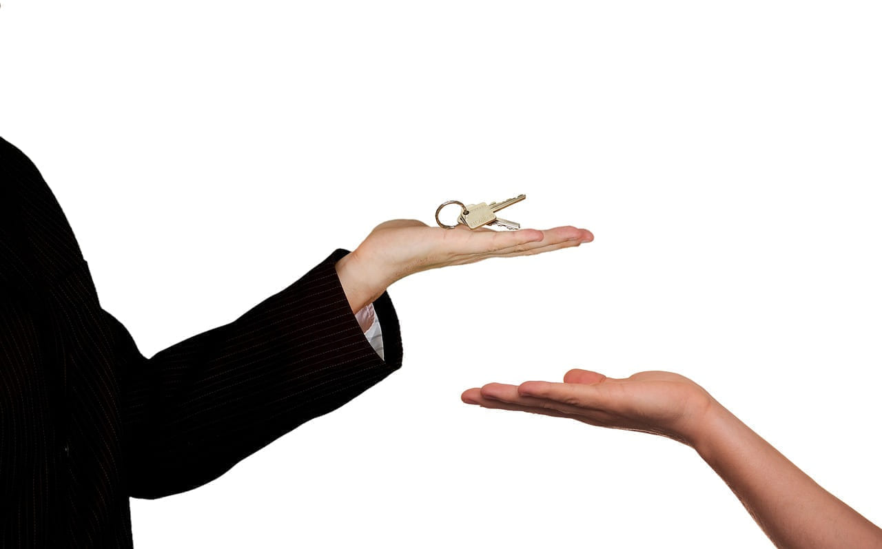 real estate, agent, sale, home, keys, hand, handing, purchase, real estate agent, real estate agents, house, property, mortgage, selling, buy, apartment, loan, real-estate, sold, landlord, real estate, real estate, real estate, real estate, real estate, mortgage, loan, landlord, landlord on The Smart Home Buyer
