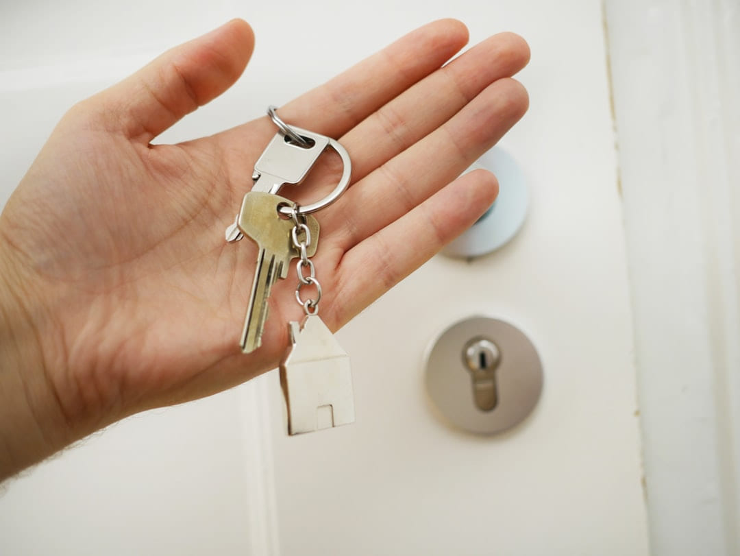 keys on hand on The Smart Home Buyer